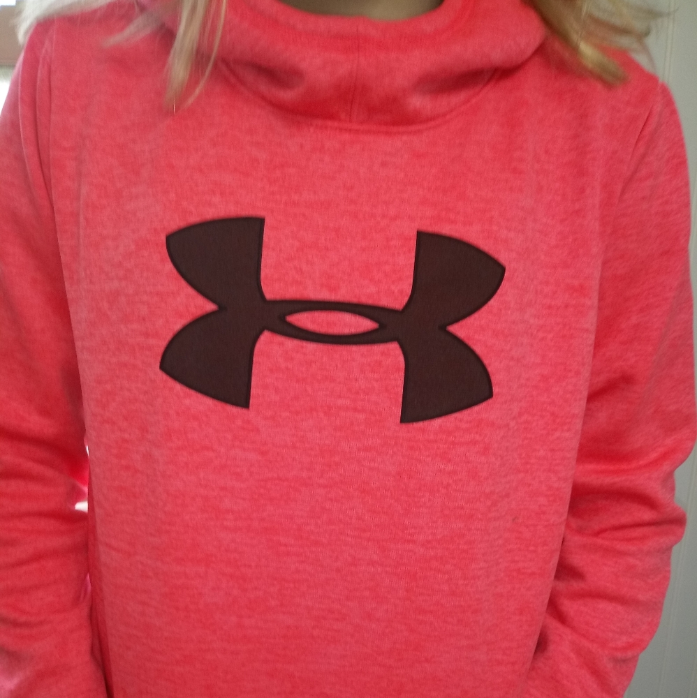 Under Armour Pullover Hoodie